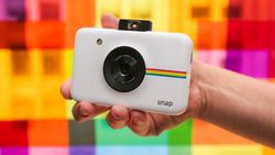 Does the Polaroid Snap work with iPhone or other mobile devices?