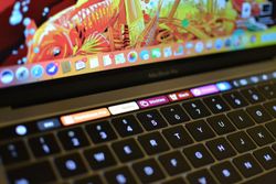 New patent shows Force Touch coming to the Touch Bar for MacBook Pro