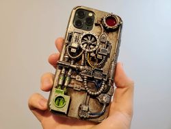 How to make a Galaxy's Edge Datapad case for your iPhone 11 Pro