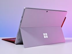 Surface Pro 7 is a better laptop replacement than the iPad Pro (2020)