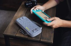  Win a Nintendo Switch Lite and tomtoc case from iMore! 