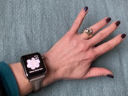 Ladies, here's the best Apple Watch for your feminine style