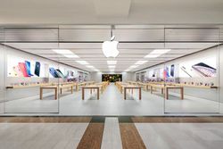 Apple forced to close store in Bergamo, Italy temporarily