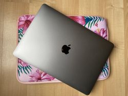 We review LAUT's stylish and protective POP sleeve for MacBook Pro