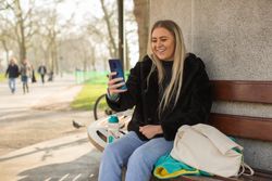 UK carrier EE reveals fascinating insight into lockdown usage trends