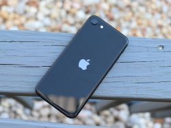 Report: iPhone SE 3 with 5G to launch in first quarter of 2022