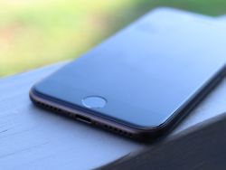 iPhone SE propels Foxconn to record April revenue