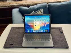 Review: The Magic Sleeve protects your iPad Pro and turns into a desk mat