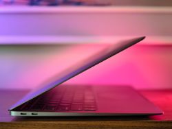 M1 MacBook Air experiencing random reboots with latest Big Sur update