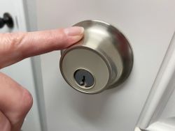 Review: The Level Touch smart lock sports HomeKit, NFC, and touch controls