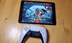 Can you use a controller with Apex Legends Mobile? Well, kind of.