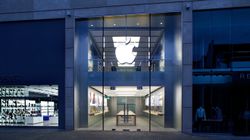 Multiple iPhones stolen during Apple Store raid in Bristol, UK