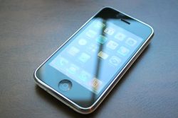 iPhone 3G White Hands-On -- Gallery and Video