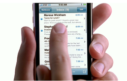 Apple Posts New iPhone 3G Ads