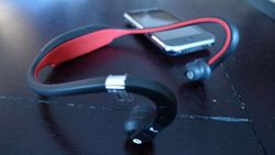 Pre-Review: Motorola S9 Stereo Bluetooth Headset for iPhone 3.0