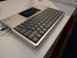 iType Physical Keyboard for iPhone Gets the Ultimate Test -- TiPb @ CES 2010