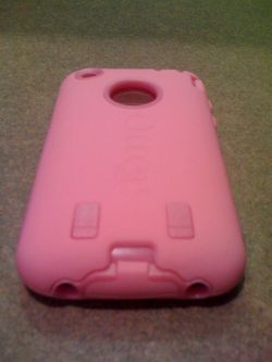 OtterBox Defender for iPhone 3G, iPhone 3GS [Project Pink!]