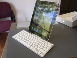 iPad Keyboard Dock Hands On