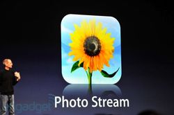 iCloud app: Photo Stream
