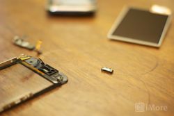 How to replace the earpiece speaker on your iPhone 3G or iPhone 3GS