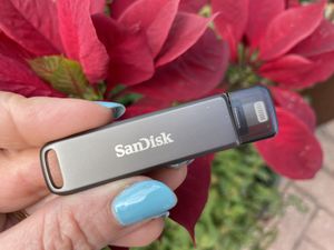 Review : SanDisk iXpand Flash Drive Luxe vous offre plus de stockage multimédia