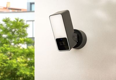 Eve launches HomeKit Secure Video-enabled outdoor floodlight camera
