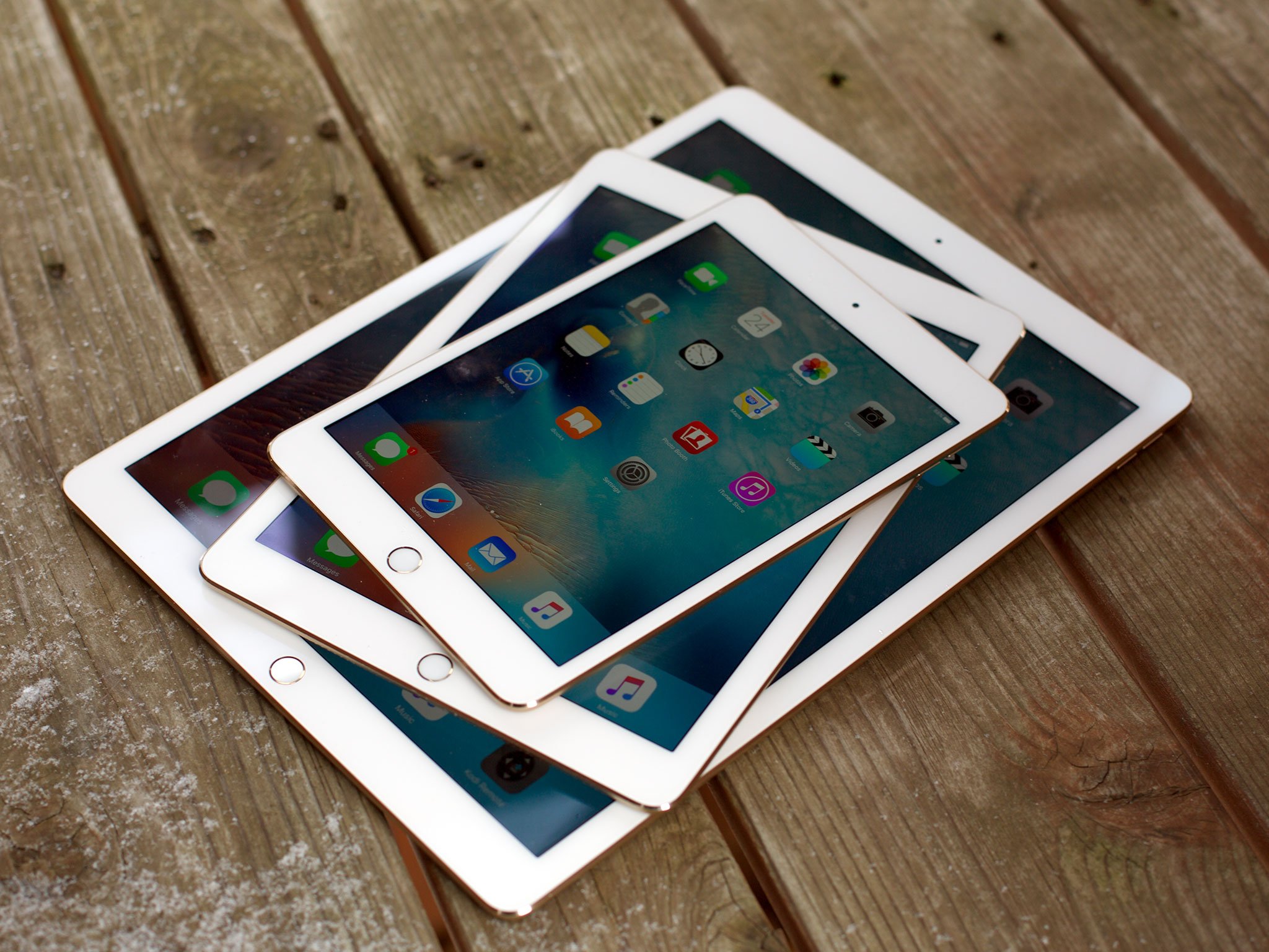 Should you upgrade to the iPad (2017) or iPad mini 4? iMore