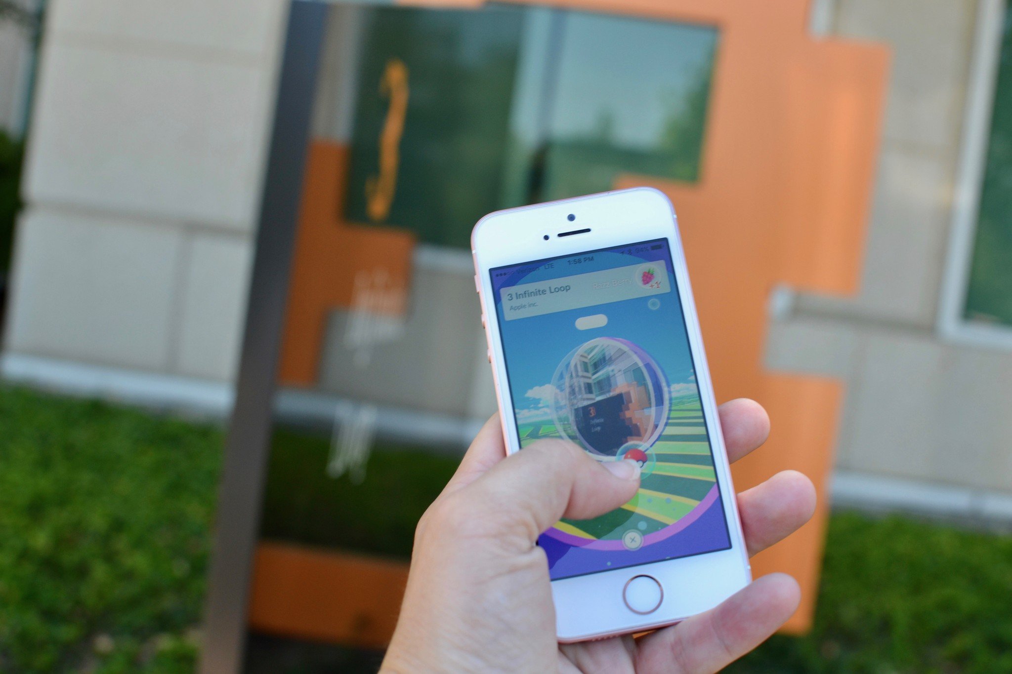 Pokémon Go is played on Apple&#39;s Cupertino campus.