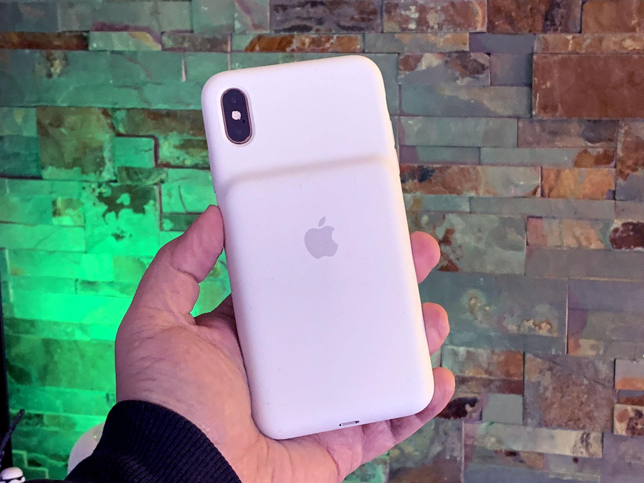 White iPhone XS Smart Battery Case, view from the back