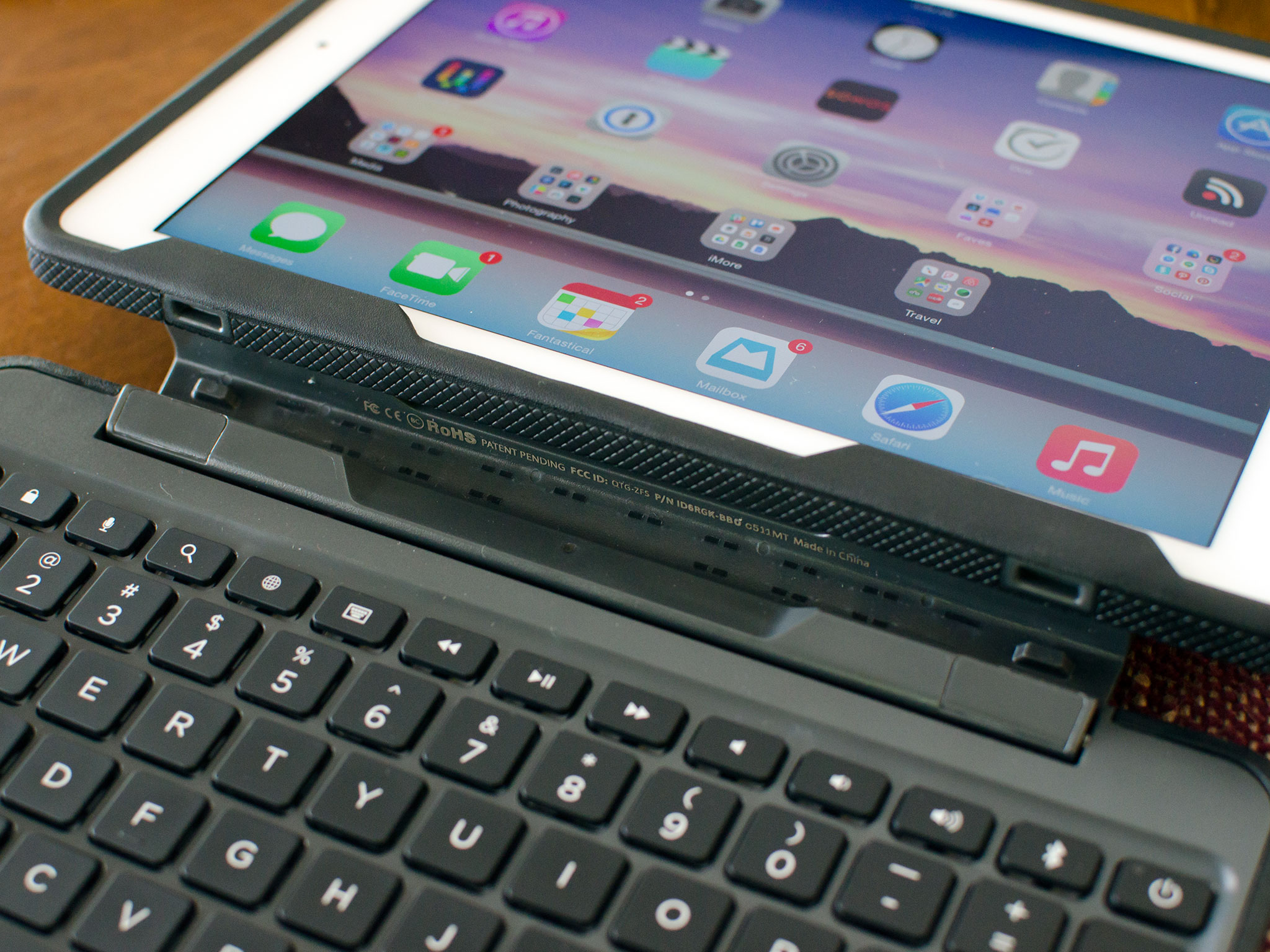 Zagg Rugged Book keyboard case for iPad Air 2 review