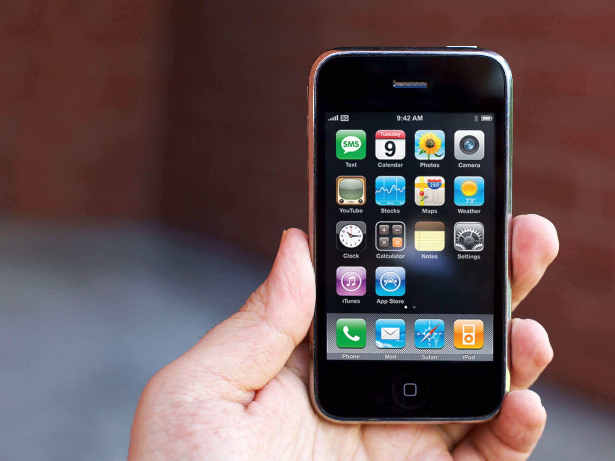 History of iPhone 3G: Twice as fast, half the price