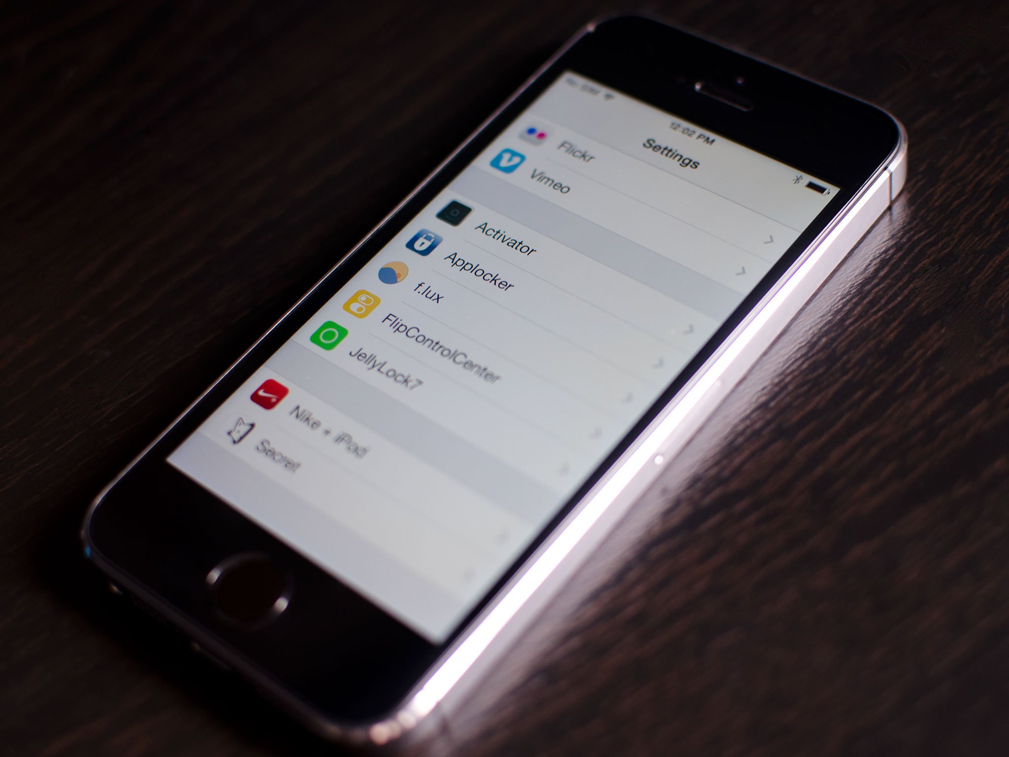 Best jailbreak tweaks for power-users: JellyLock7, SwitchSpring, Activator, and more!