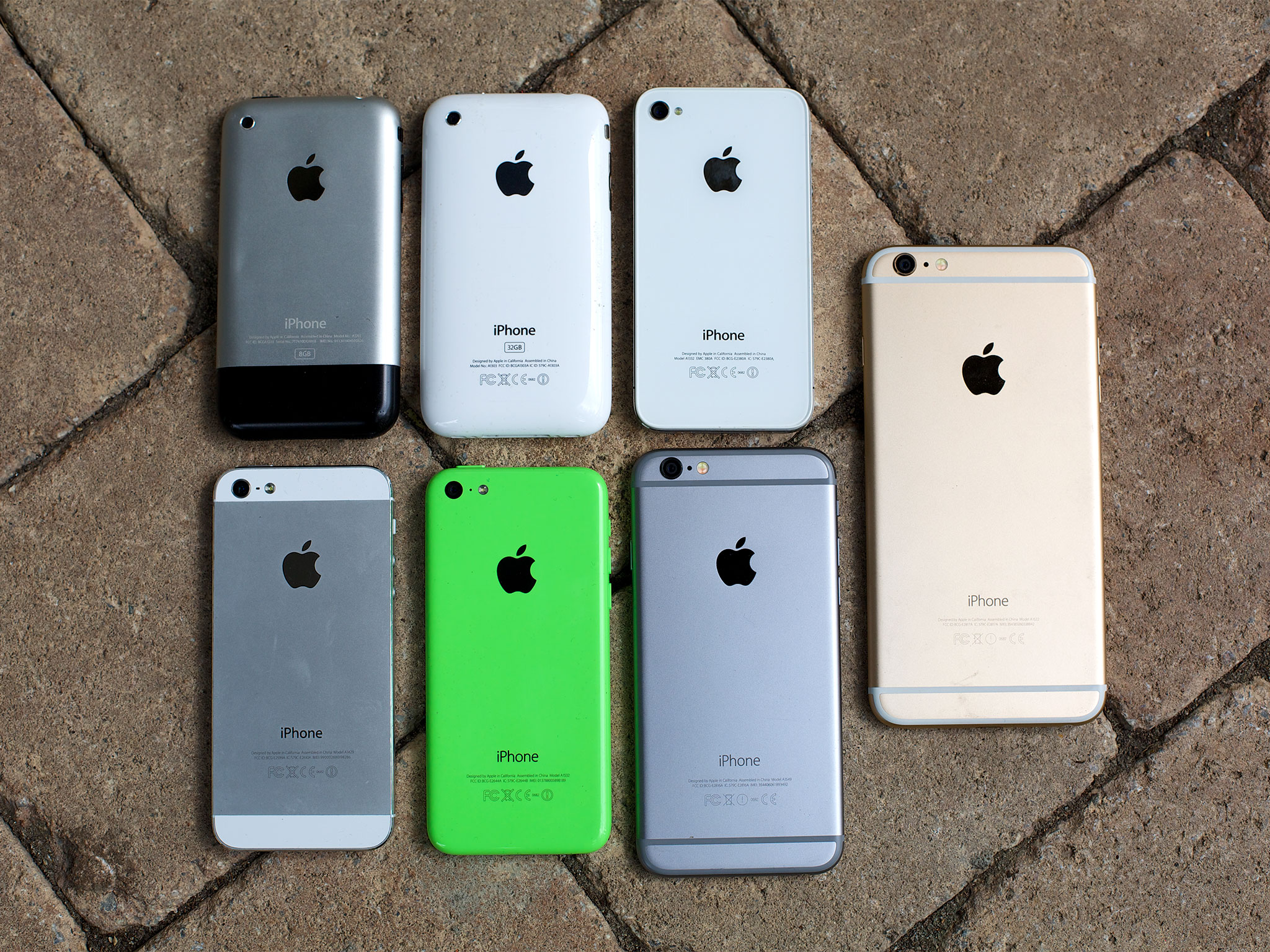 Apple announces one billion iPhones sold