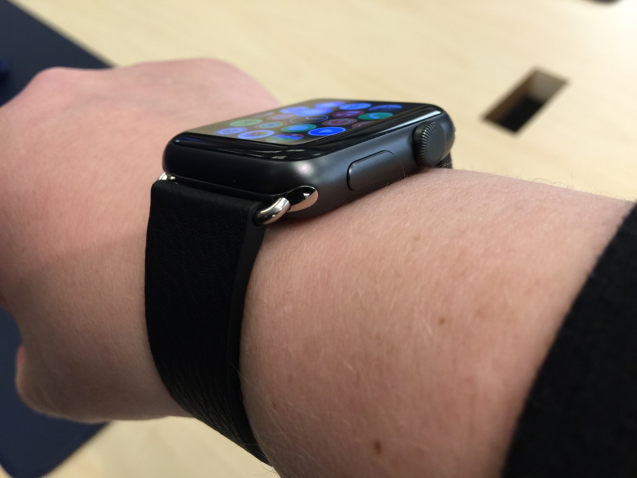 Apple Watch Sport and stainless bands: Here&#39;s what they look like!