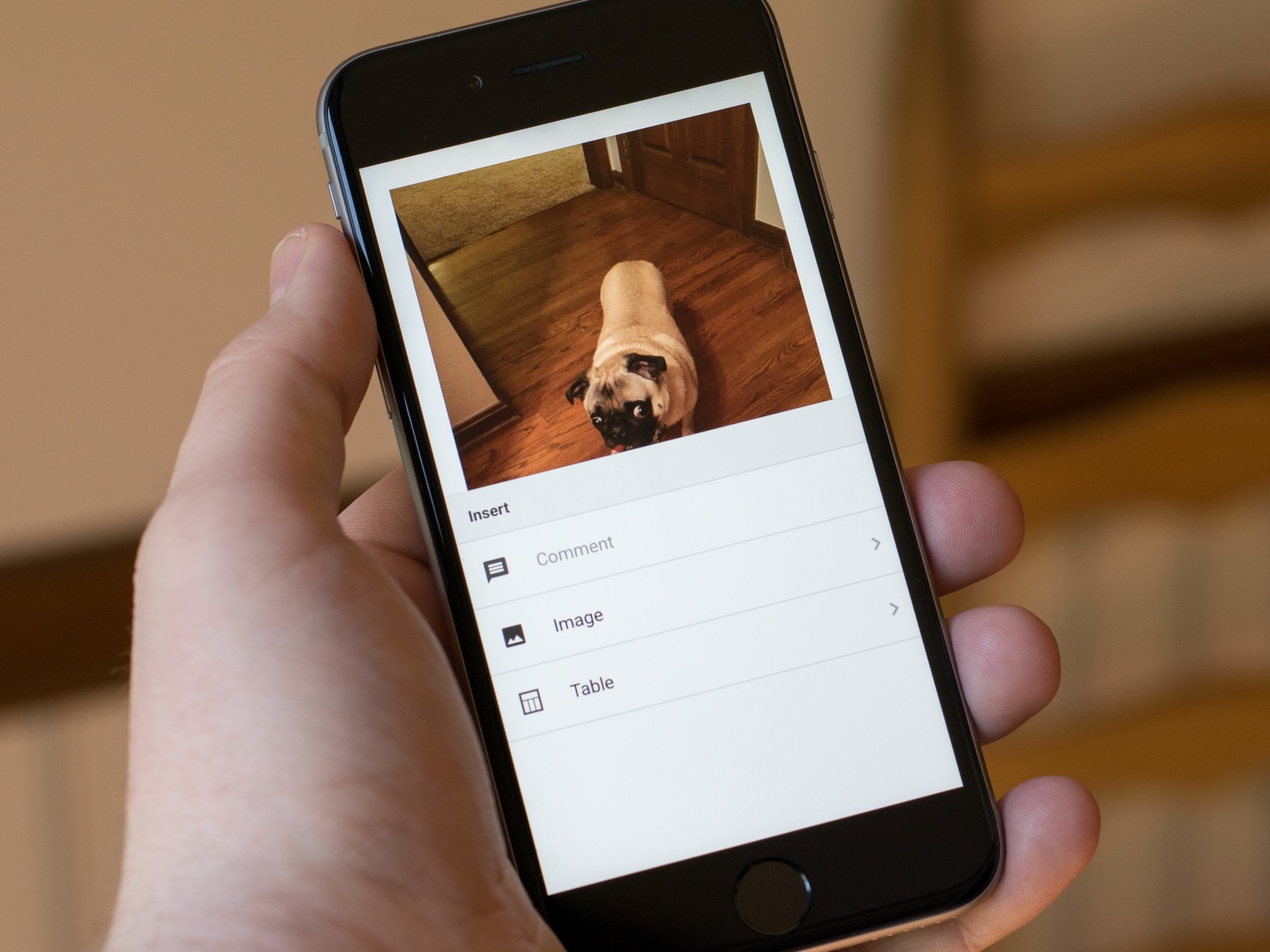 Google&#39;s Docs and Slides apps now let you add images on the go 