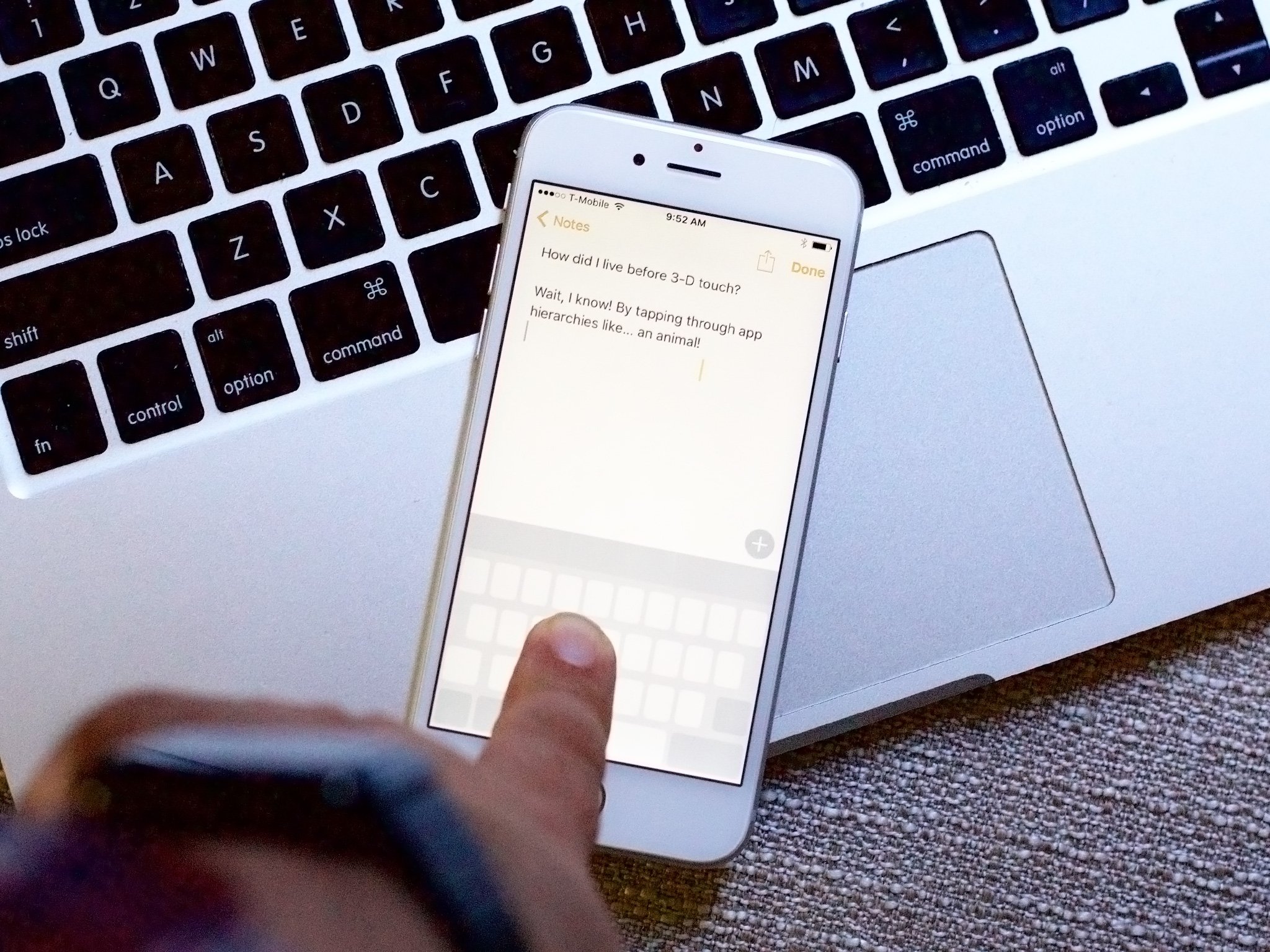 How to use the keyboard as a trackpad on your iPhone 6s