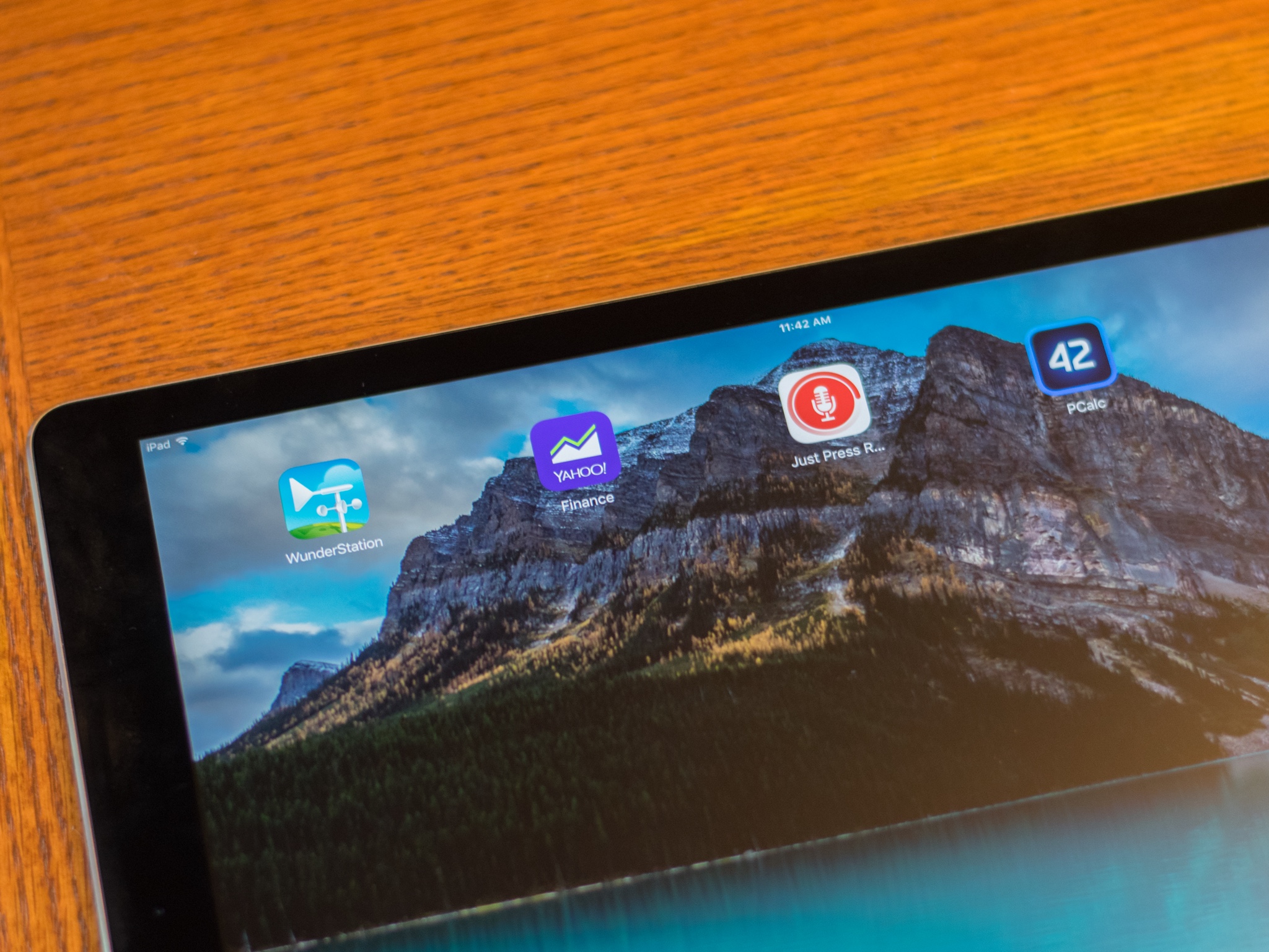 Best replacements for missing apps on the iPad