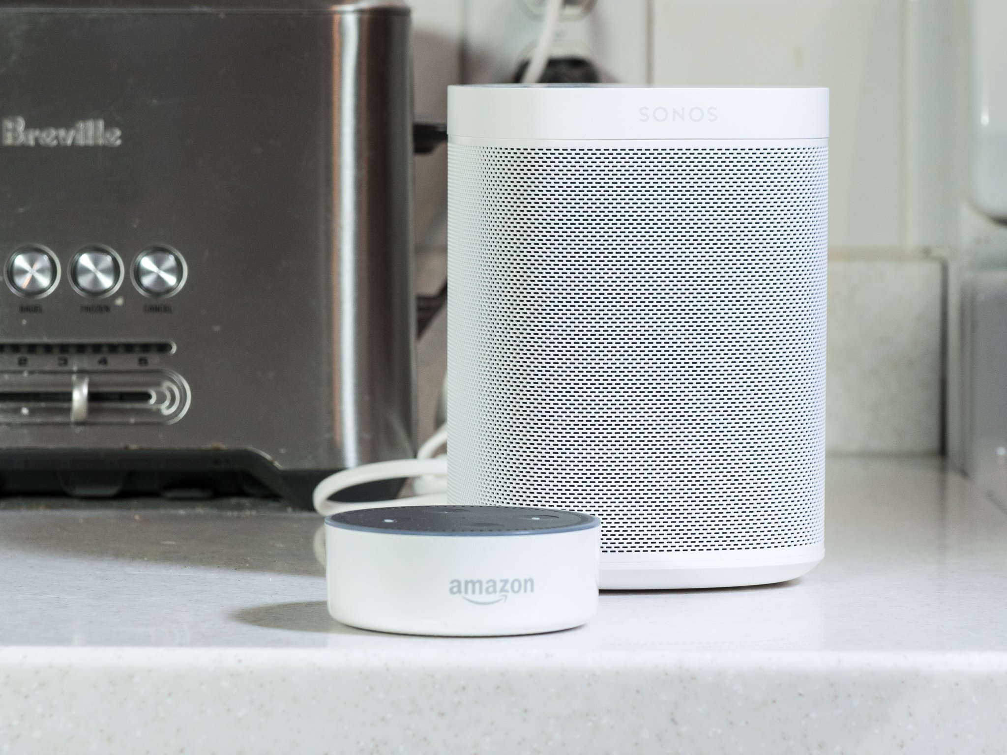Sonos One and Amazon Echo Dot